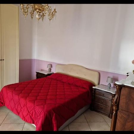 La Casa Di Mamma Apartment Наполи Екстериор снимка