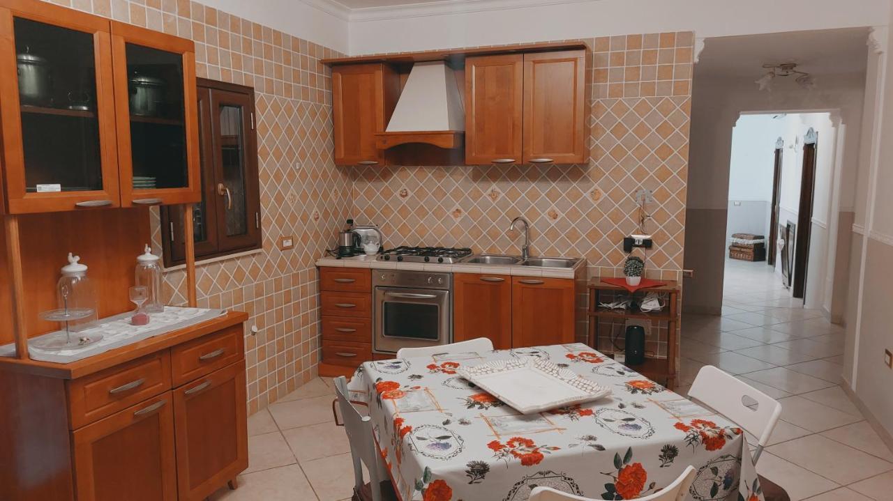 La Casa Di Mamma Apartment Наполи Екстериор снимка